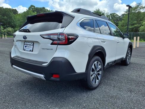 New 2025 Subaru Outback Limited image 16