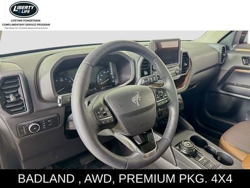 Used 2024 Ford Bronco Sport Badlands w/ Premium Package image 9