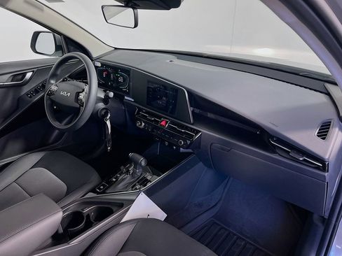 New 2026 Kia Niro LX FWD image 23
