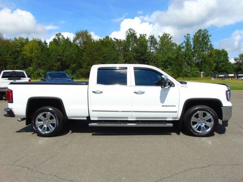 Used 2018 GMC Sierra 1500 SLT AWD/4WD image 2