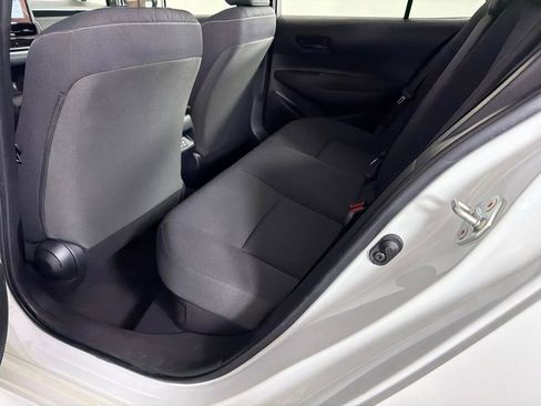 Used 2025 Toyota Corolla LE image 20