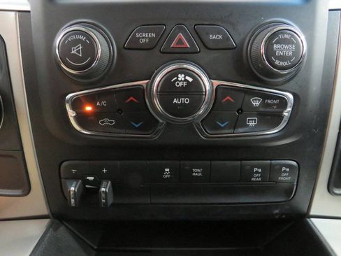 Used 2017 RAM 1500 Lone Star RWD image 19