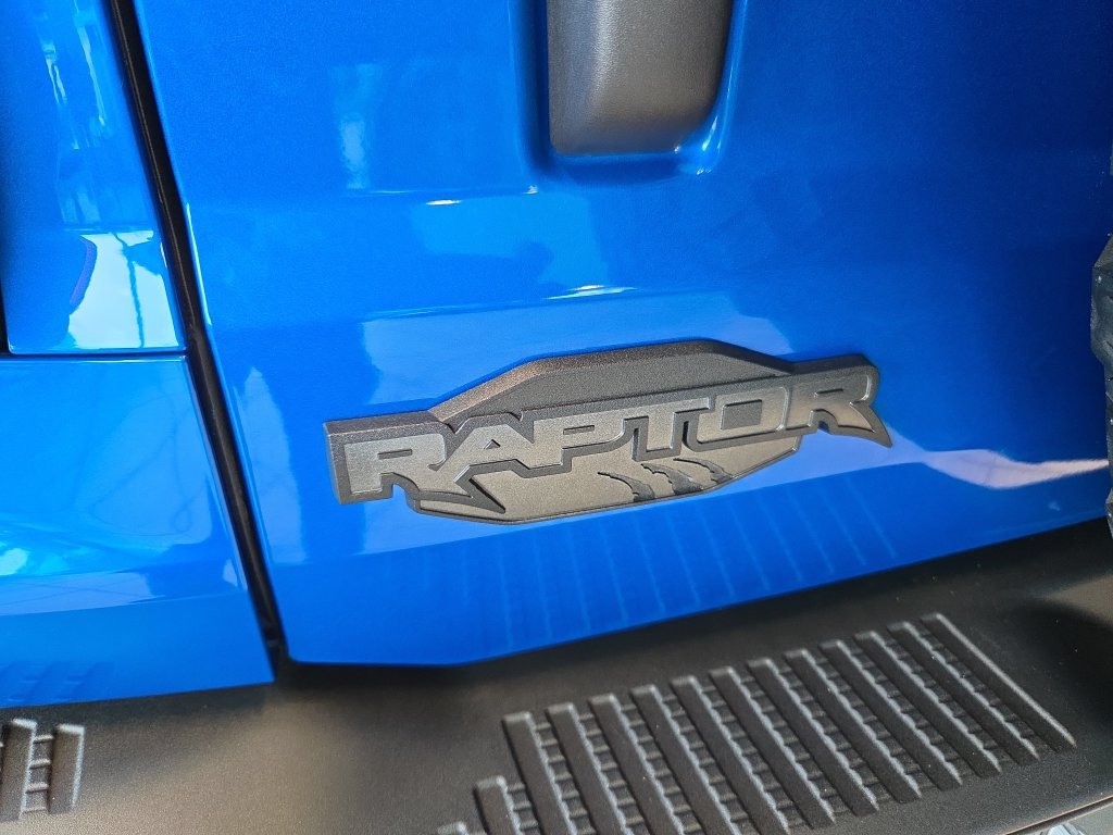 New 2026 Ford Bronco Raptor w/ Interior Carbon Fiber Pack AWD/4WD image 15