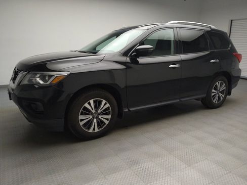 Used 2017 Nissan Pathfinder S AWD/4WD image 2