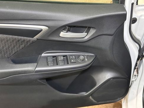 Used 2019 Honda Fit EX image 19