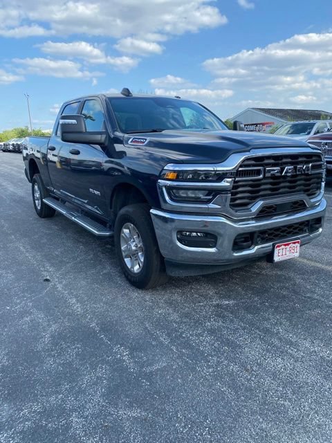 Used 2026 RAM 2500 Big Horn AWD/4WD image 3
