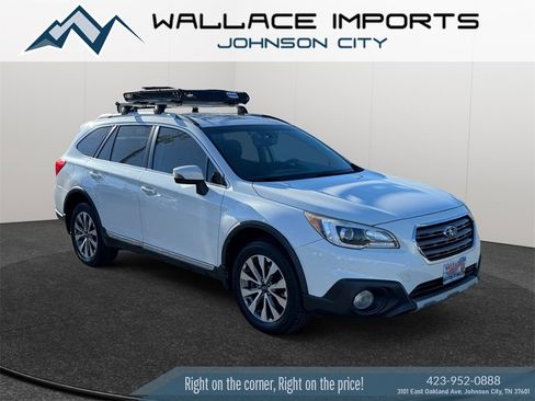 Used 2017 Subaru Outback 2.5i Touring image 7