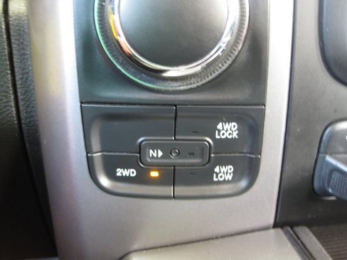 Used 2023 RAM 1500 Classic SLT w/ Trailer & Traction Group AWD/4WD image 22