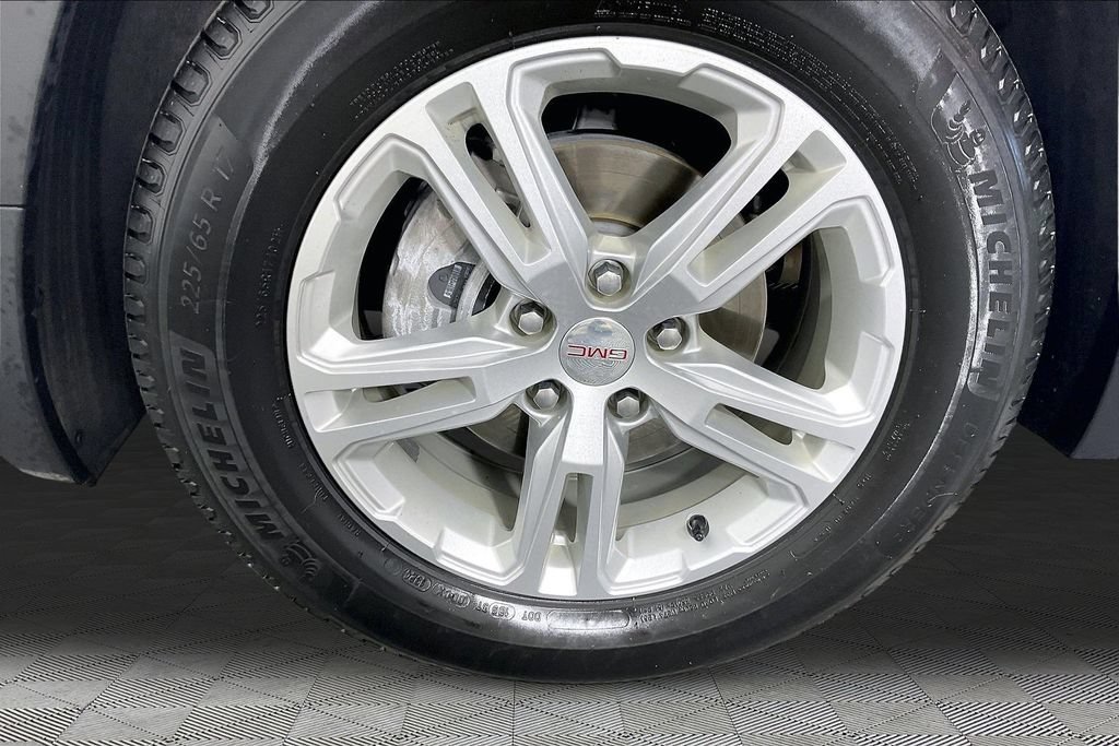 Certified 2023 GMC Terrain SLE FWD image 30