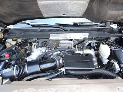 Used 2019 Chevrolet Silverado 2500 LTZ w/ Duramax Plus Package AWD/4WD image 18