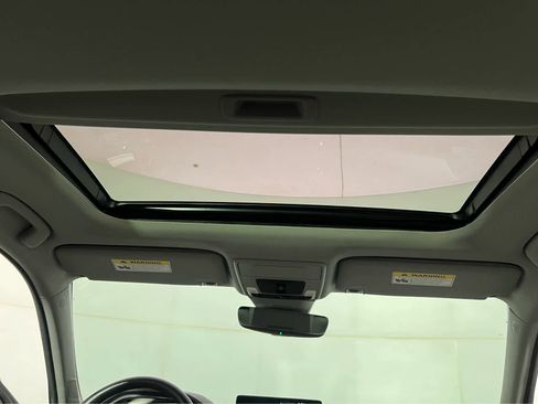 Used 2024 Acura Integra image 13