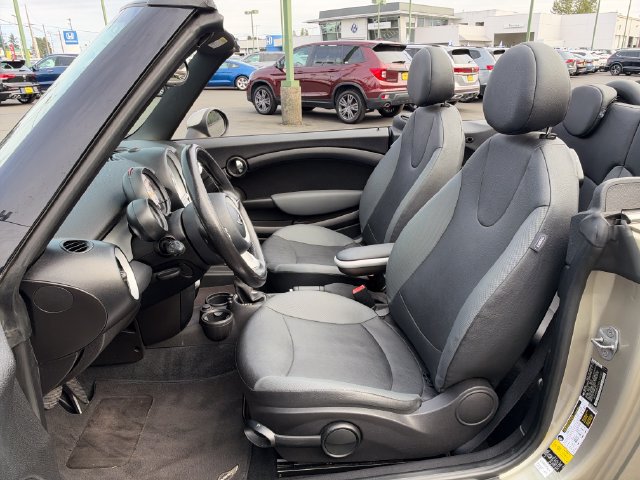 Used 2010 MINI Cooper Convertible w/ Cold Weather Pkg FWD image 15