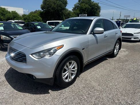 Used 2014 INFINITI QX70 2WD image 3