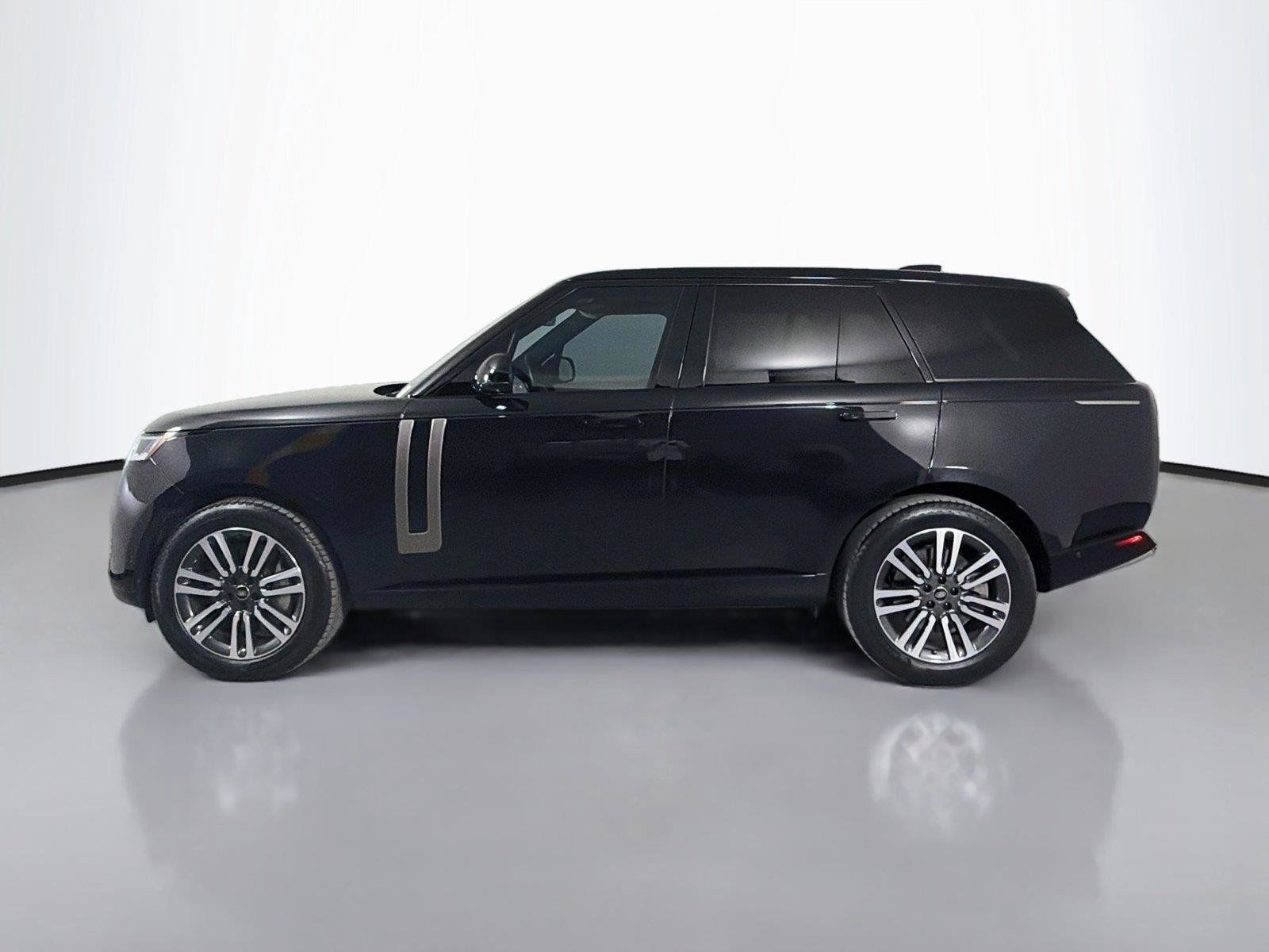 Certified 2023 Land Rover Range Rover SE AWD/4WD image 8