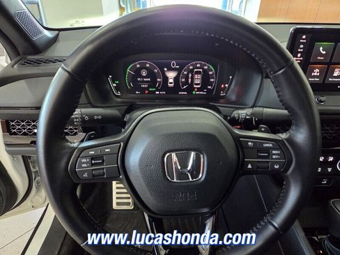 Used 2023 Honda Accord Sport image 10