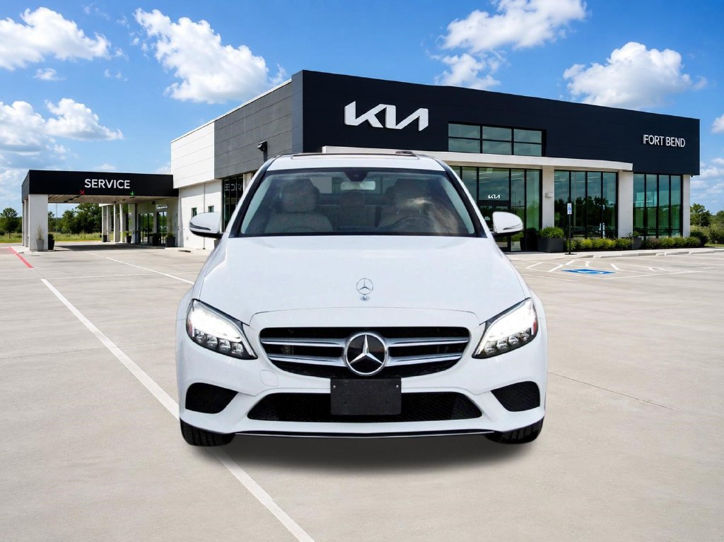 Used 2019 Mercedes-Benz C 300 4MATIC Sedan image 2