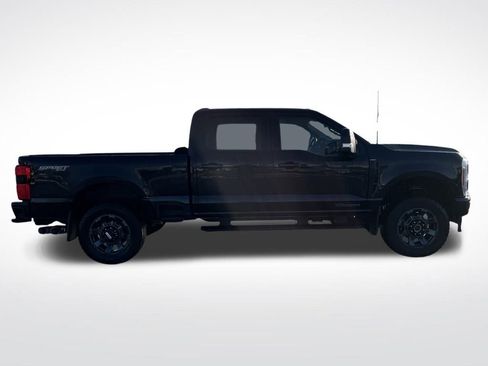 Used 2023 Ford F250 Lariat w/ Sport Appearance Package image 7