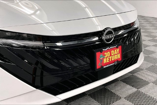 New 2027 Nissan Sentra SR FWD image 15