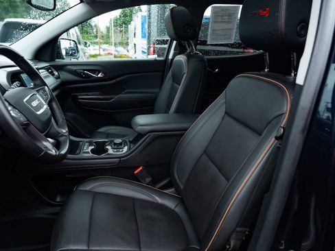 Used 2021 GMC Acadia AT4 image 20