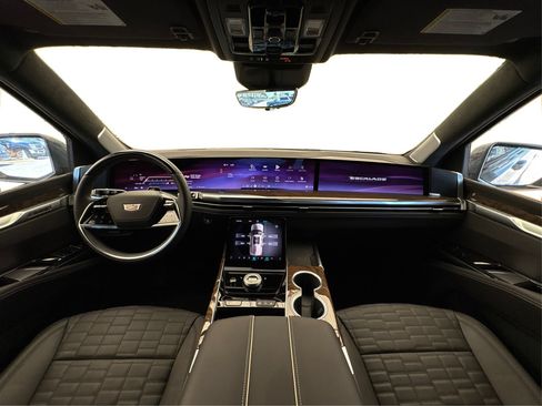 New 2026 Cadillac Escalade Platinum Sport AWD/4WD image 23