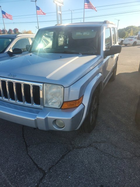 Used 2008 Jeep Commander Sport AWD/4WD image 7
