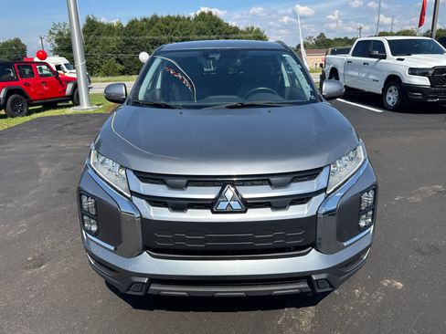 Used 2024 Mitsubishi Outlander Sport ES AWD/4WD image 2