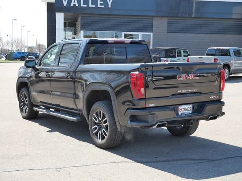 Used 2020 GMC Sierra 1500 AT4 w/ AT4 Premium Package AWD/4WD image 8