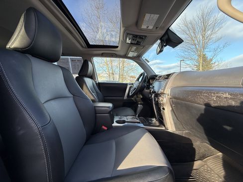 Used 2022 Toyota 4Runner SR5 Premium w/ Moonroof Package image 35