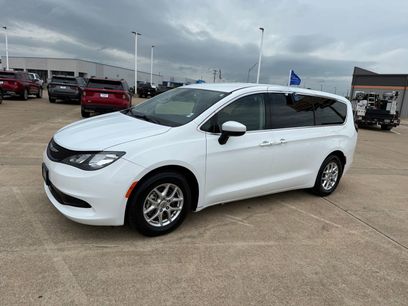 Used 2023 Chrysler Voyager LX
