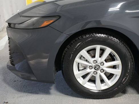 Certified 2025 Toyota Camry LE image 5