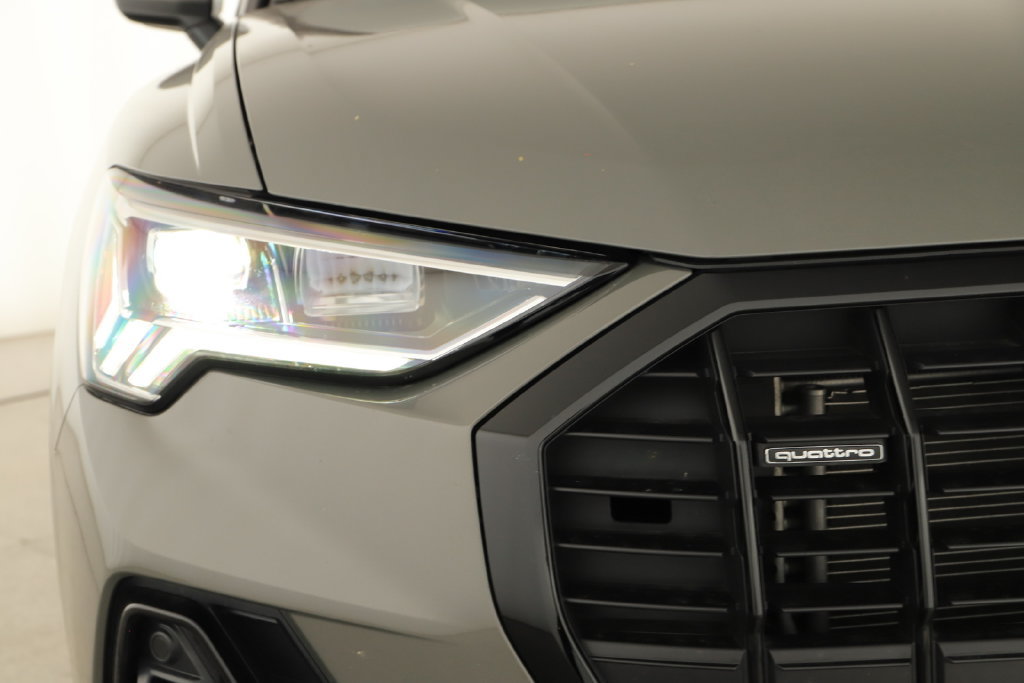Certified 2024 Audi Q3 2.0T Premium Plus w/ Premium Plus Package AWD/4WD image 32