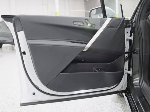 Used 2023 BMW iX xDrive50 w/ Premium Package image 38