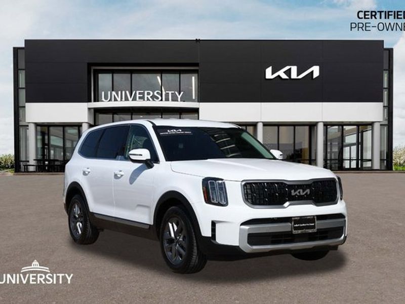 Certified 2025 Kia Telluride LX image 1