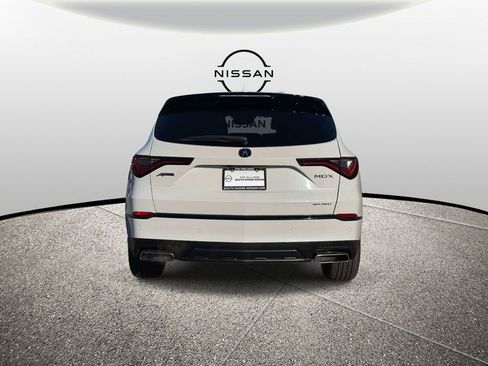 Used 2023 Acura MDX A-Spec image 7