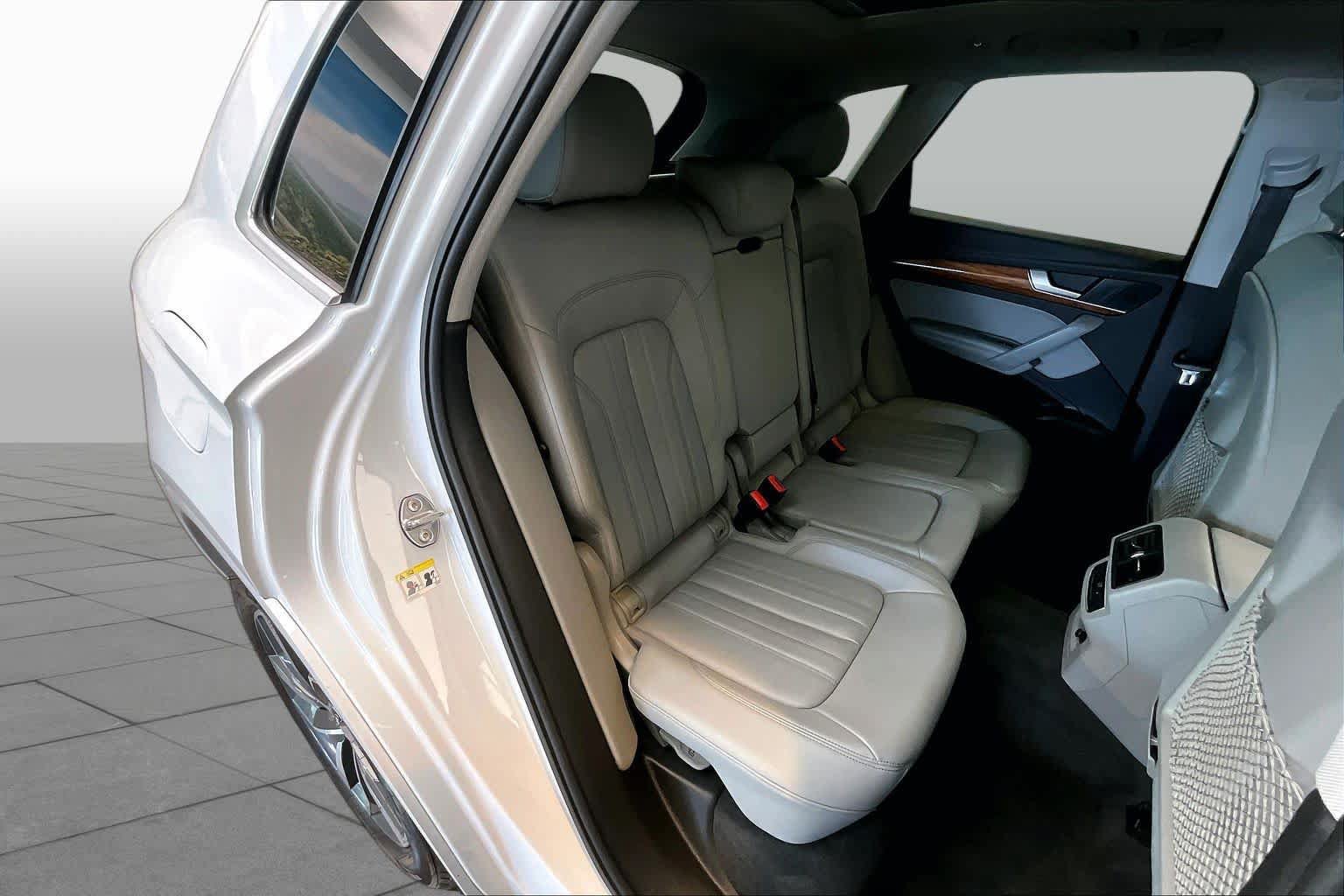 Used 2023 Audi Q5 2.0T Premium Plus AWD/4WD image 20