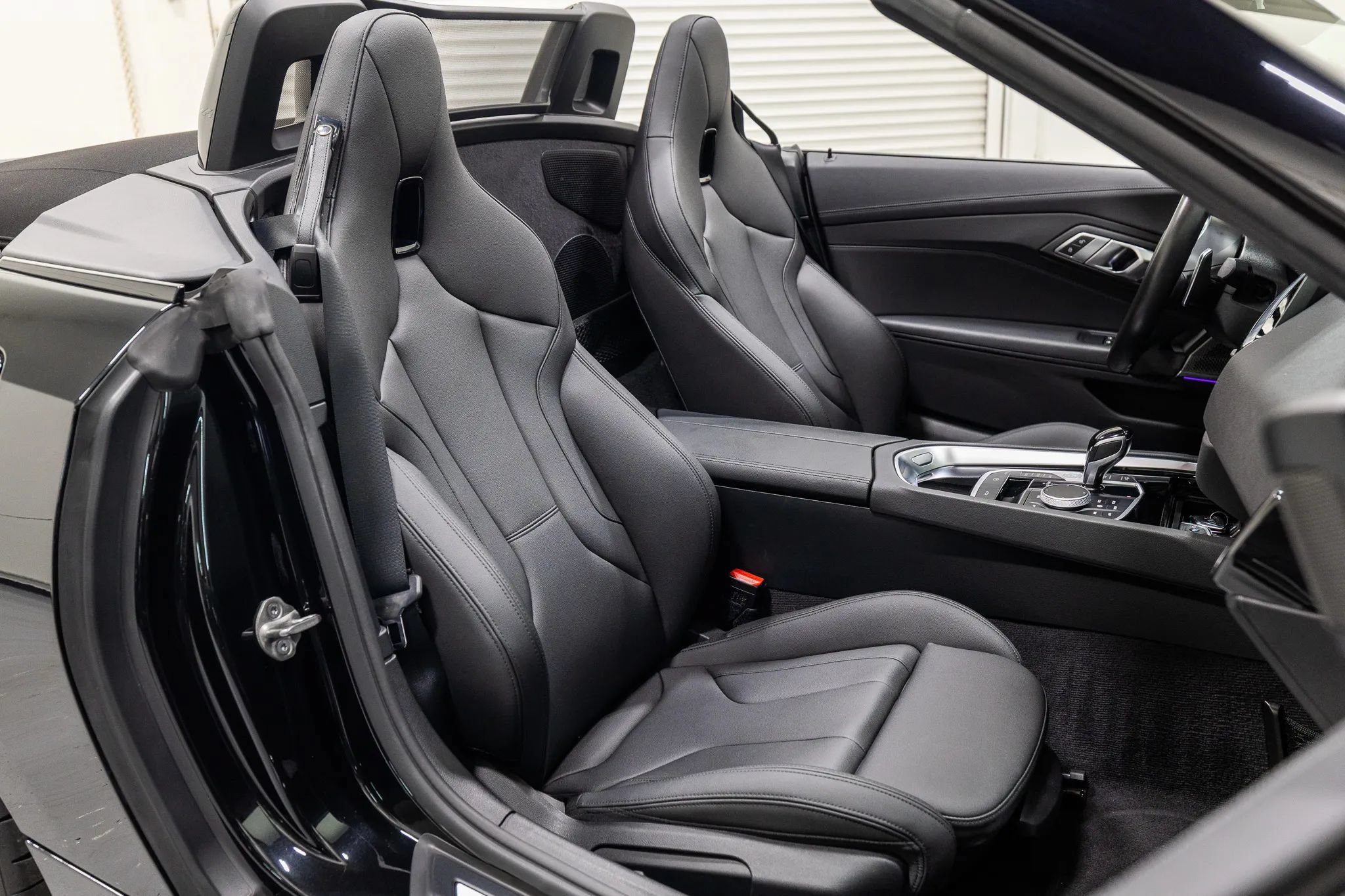Used 2023 BMW Z4 M40i w/ Premium Package RWD image 33