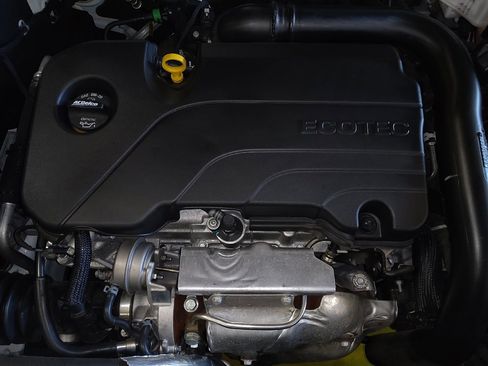 Used 2024 Chevrolet Malibu LT image 30