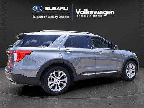 Used 2023 Ford Explorer Limited RWD image 9