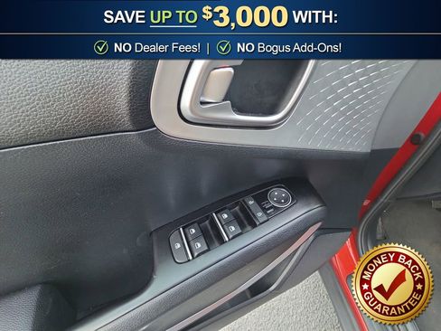 Used 2022 Kia Soul LX image 16