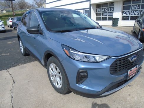 Used 2024 Ford Escape Active image 8