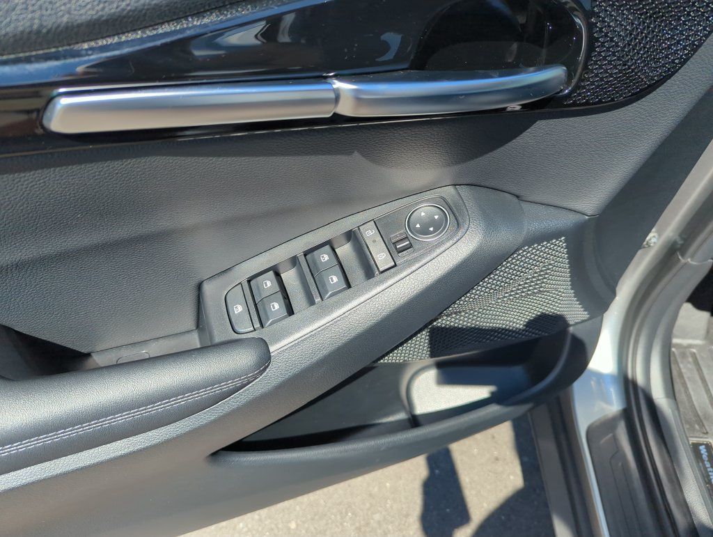 Used 2026 Kia Seltos EX FWD image 19