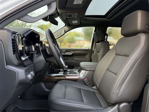 New 2026 GMC Sierra 1500 Elevation w/ Elevation Premium Package image 8