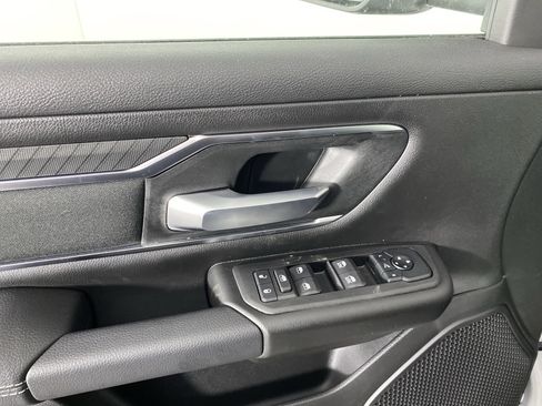 New 2026 RAM 1500 Big Horn AWD/4WD image 13