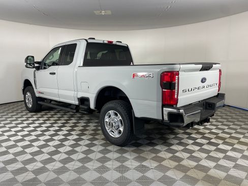 New 2026 Ford F250 XLT w/ 360-Degree Camera Package AWD/4WD image 8