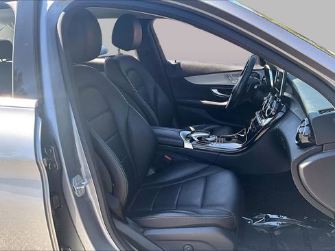 Used 2016 Mercedes-Benz C 300 4MATIC Sedan image 9