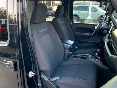 Used 2023 Jeep Wrangler Unlimited Rubicon 4xe w/ Cold Weather Group image 8