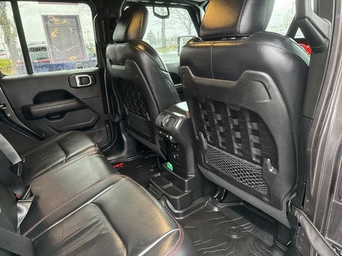 Used 2019 Jeep Wrangler Unlimited Rubicon image 24