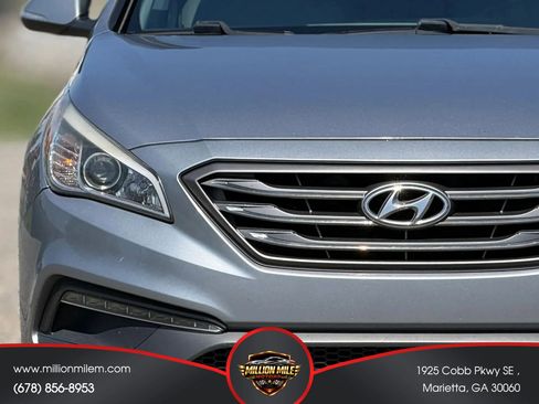 Used 2015 Hyundai Sonata Sport w/ Option Group 03 FWD image 11