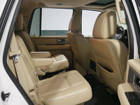 Used 2017 Ford Expedition Limited w/ Equipment Group 301A image 17