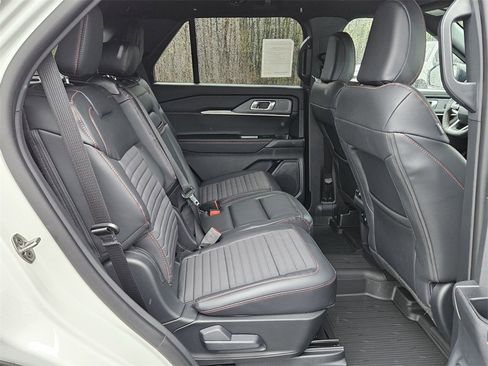 New 2026 Ford Explorer ST-Line w/ Premium Package image 14